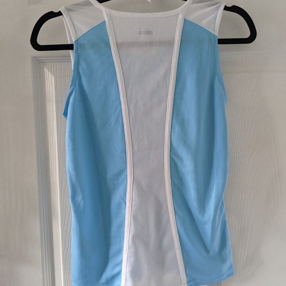 Nike Dry FIT Top - Picture 3 of 3